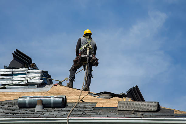 Professional Gutter Installation technician working in Victory Mills, NY